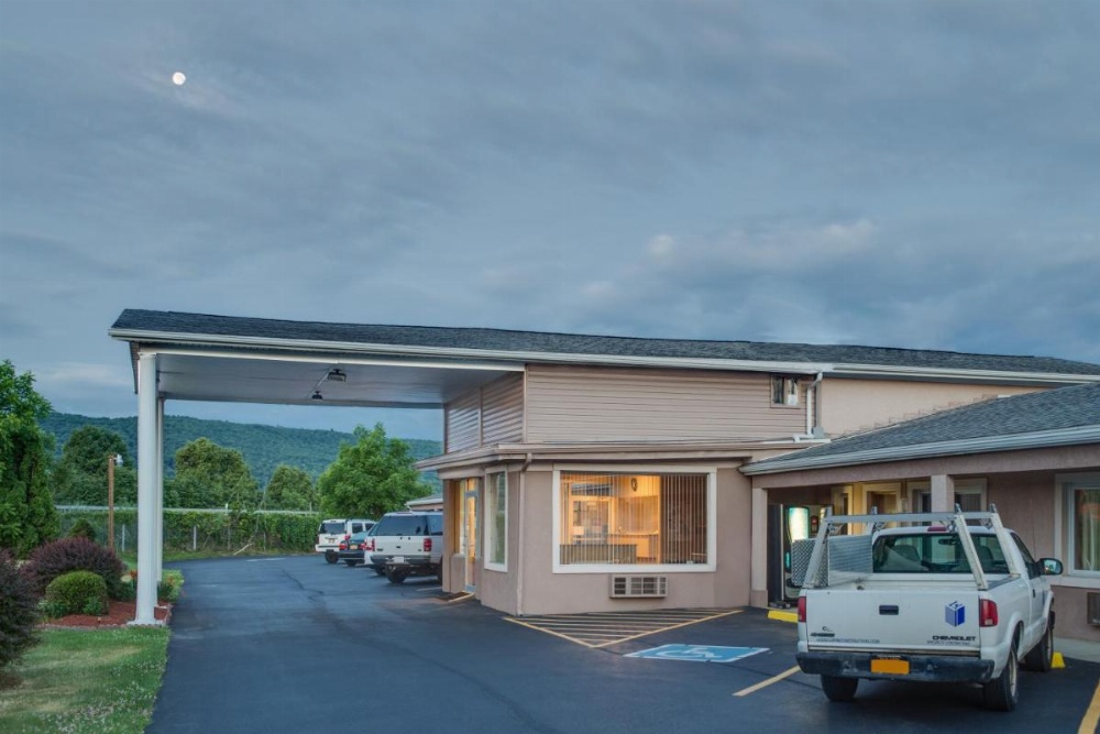 Travel Inn Image 13